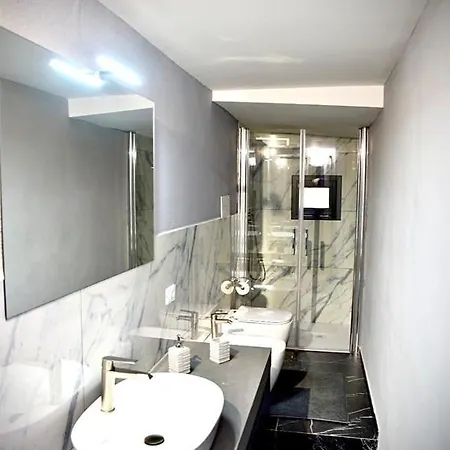 Moleoluxuryapartments *